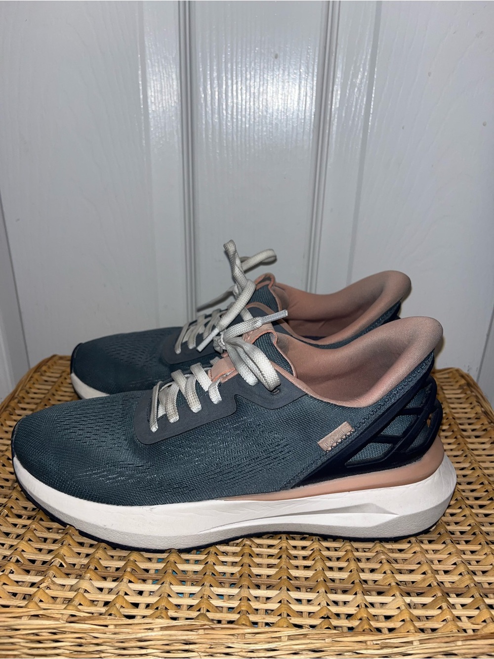Kizik - Athens 2 - Women’s Athletic Sneakers Stormy Size 8